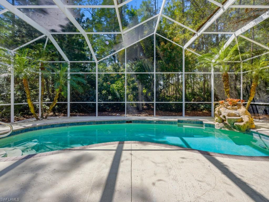 LIVINGSTON WOODS - Residential