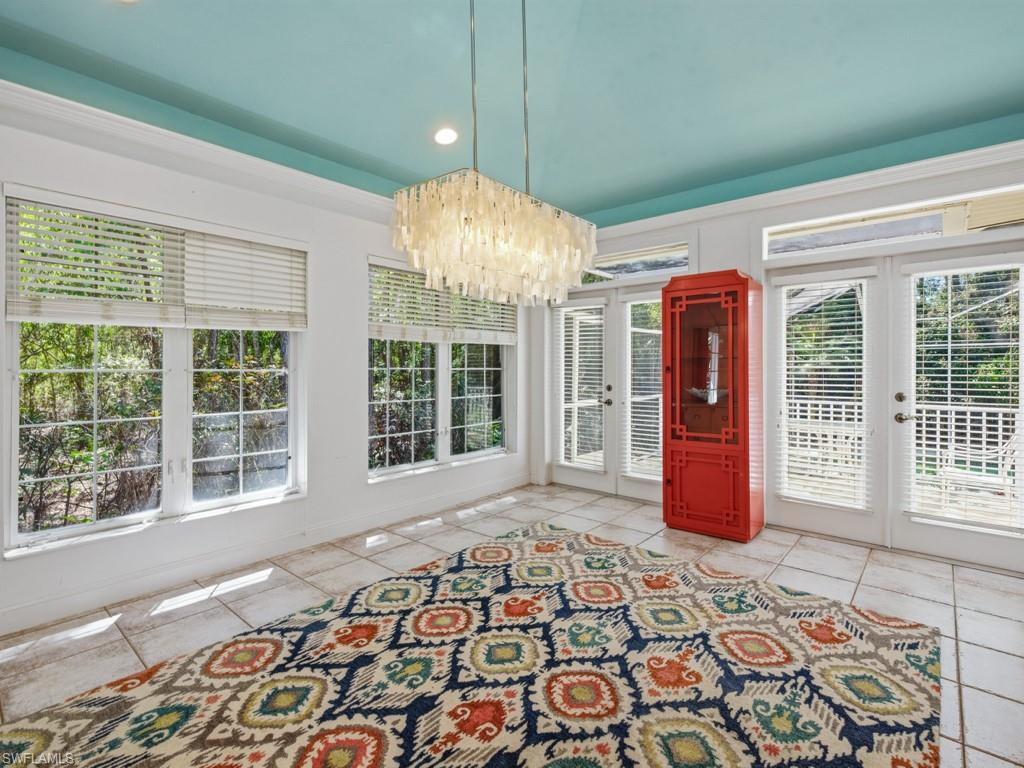 LIVINGSTON WOODS - Residential