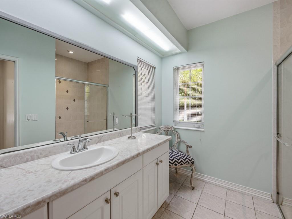 LIVINGSTON WOODS - Residential