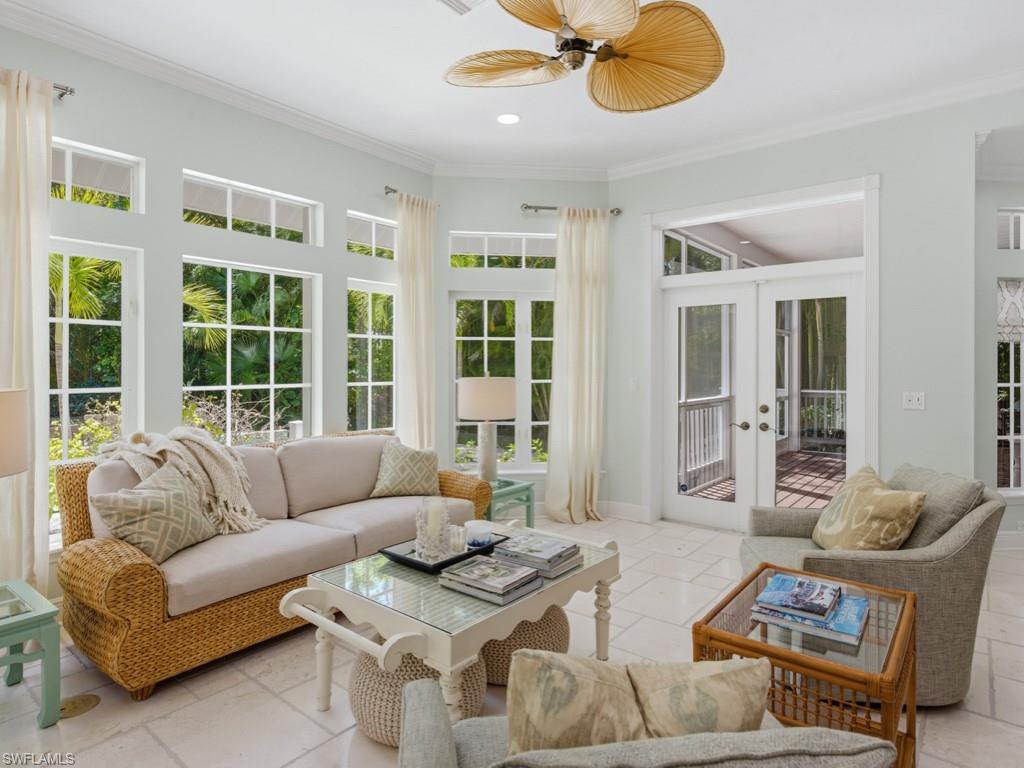 LIVINGSTON WOODS - Residential