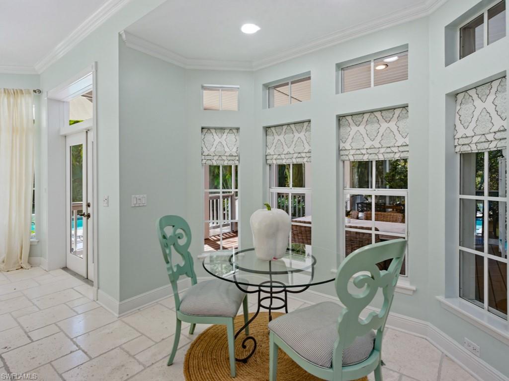 LIVINGSTON WOODS - Residential