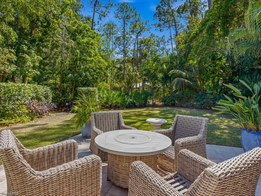 LIVINGSTON WOODS - Residential