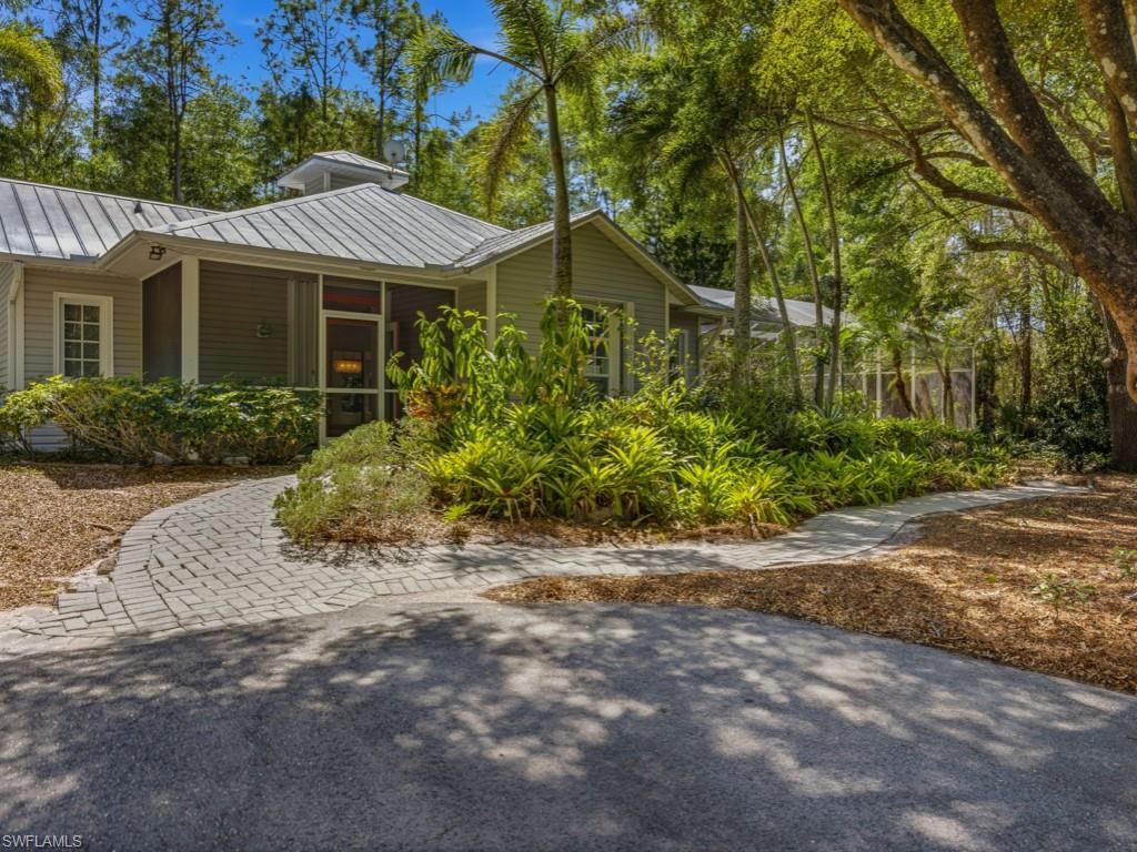 LIVINGSTON WOODS - Residential