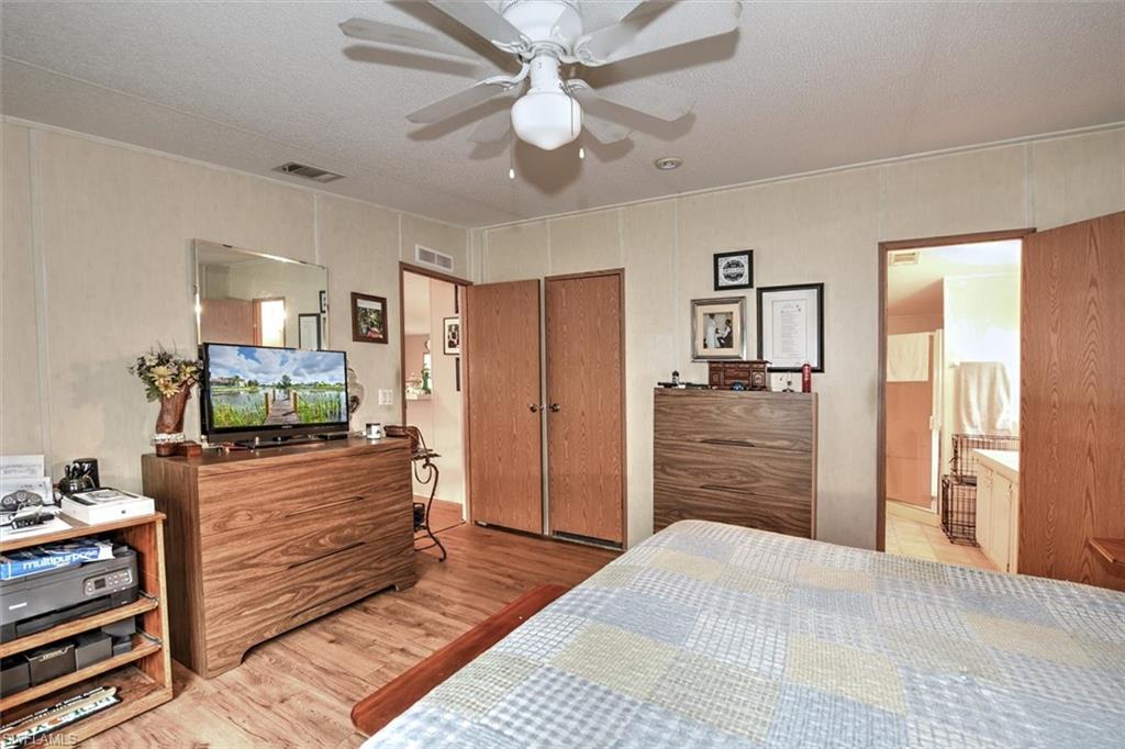 SOUTHSIDE TRAILER VILLAGE - Residential