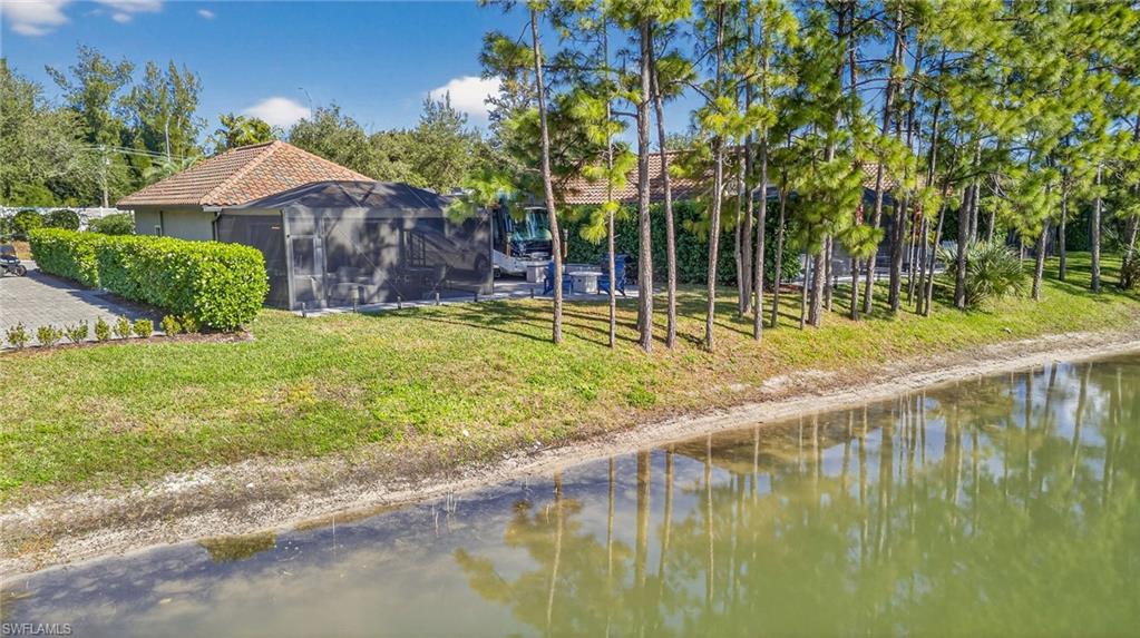 GOLDEN PALMS LUXURY MOTORCOACH RESORT - Land