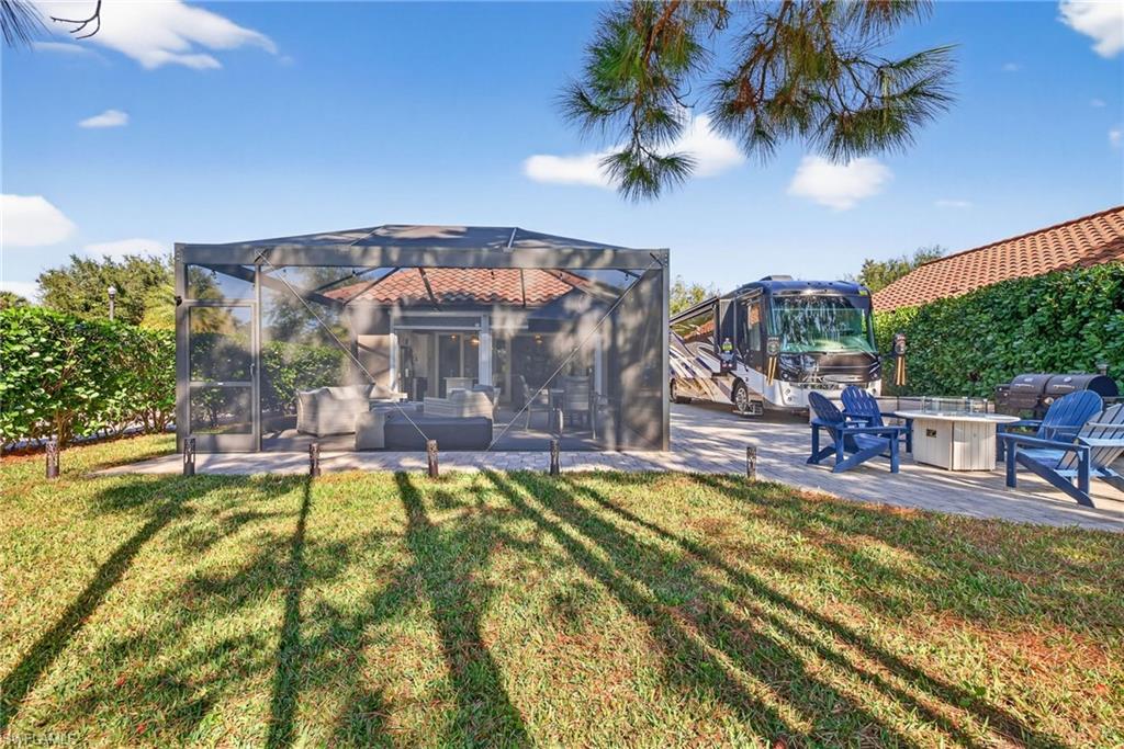 GOLDEN PALMS LUXURY MOTORCOACH RESORT - Land