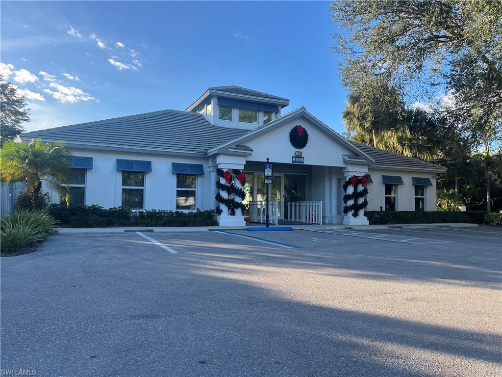 WILSHIRE LAKES - Residential Lease