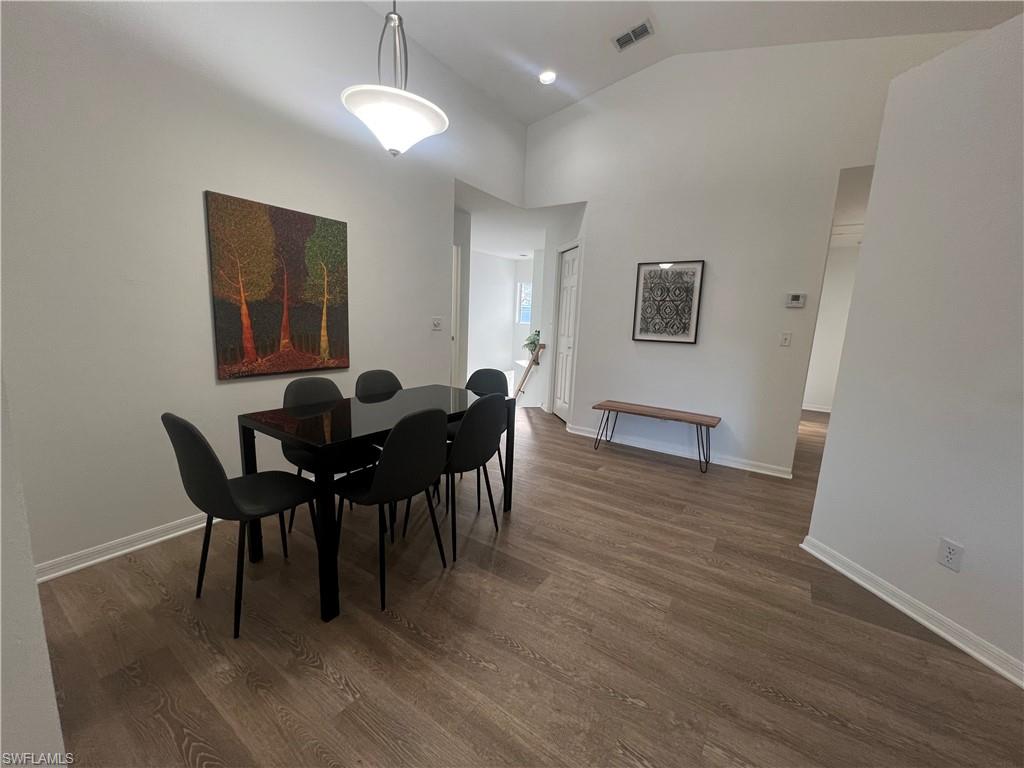 WILSHIRE LAKES - Residential Lease