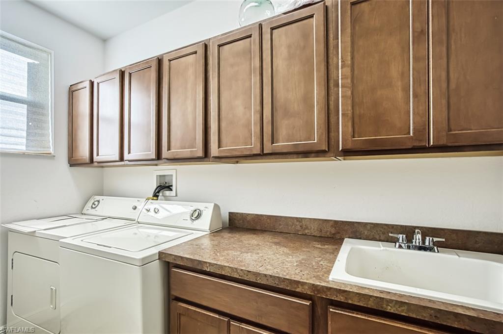 CATALINA ISLES - Residential