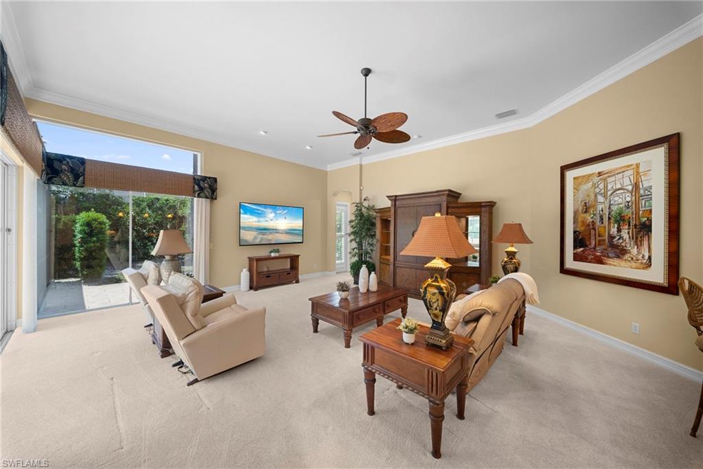 EDGEWATER - Residential