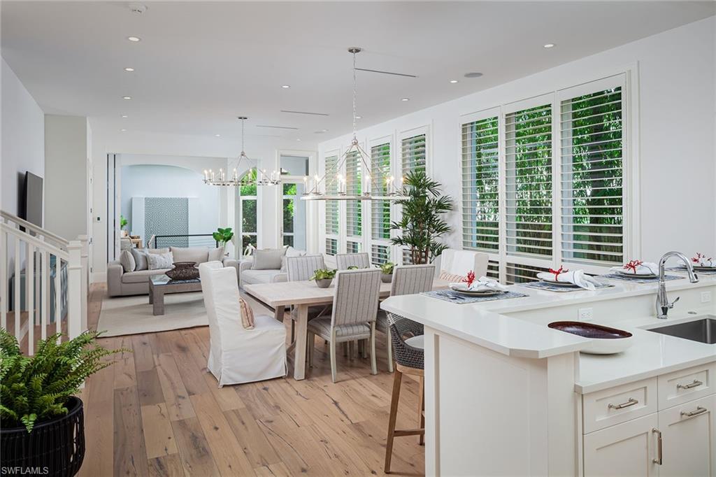 OLDE NAPLES - Residential