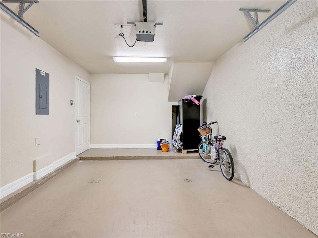 AVION WOODS - Residential