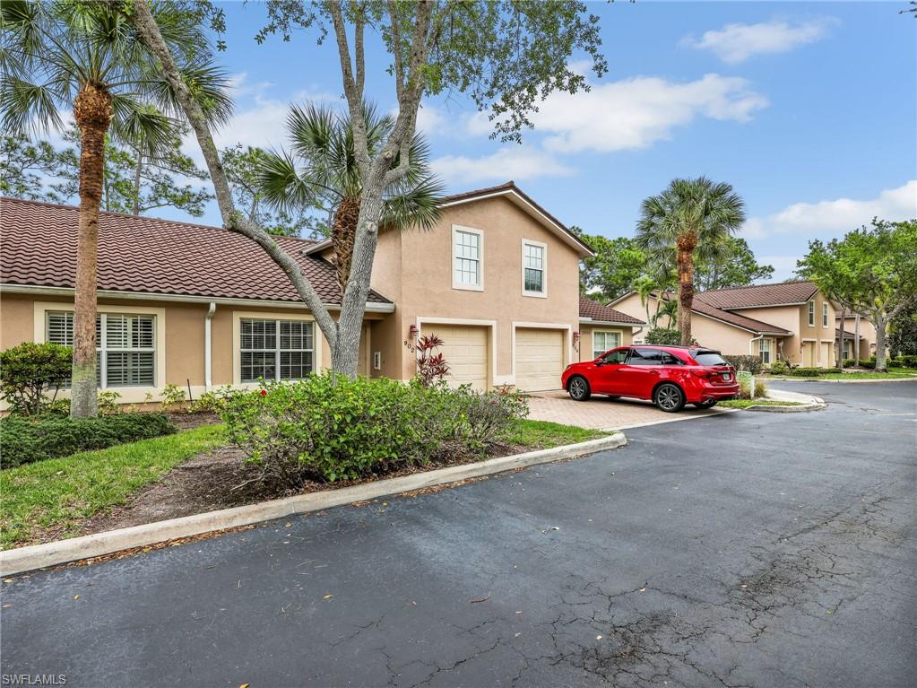 AVION WOODS - Residential