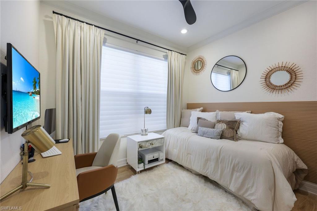 BOTANICA LAKES - Residential