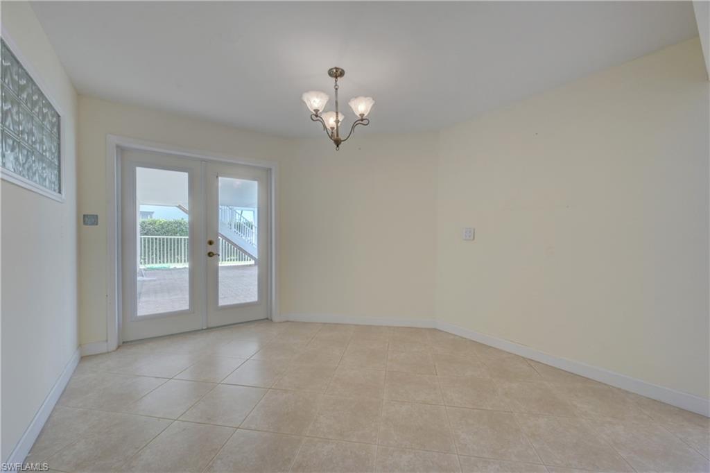 DOLPHIN COVE - Residential