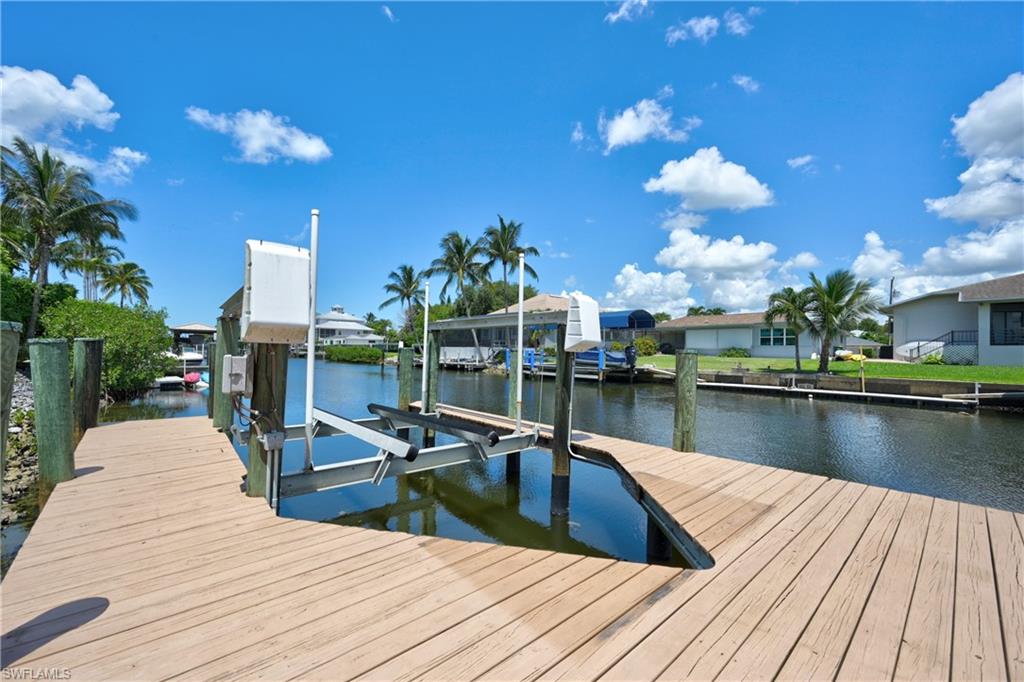 DOLPHIN COVE - Residential