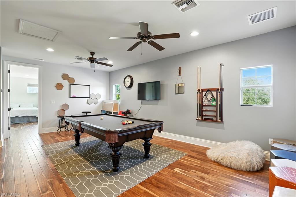 PINE RIDGE - Residential