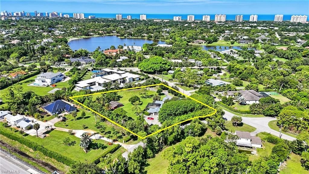 Photo of 438 Gordonia RD, NAPLES, FL 34108 (MLS # 225067055)