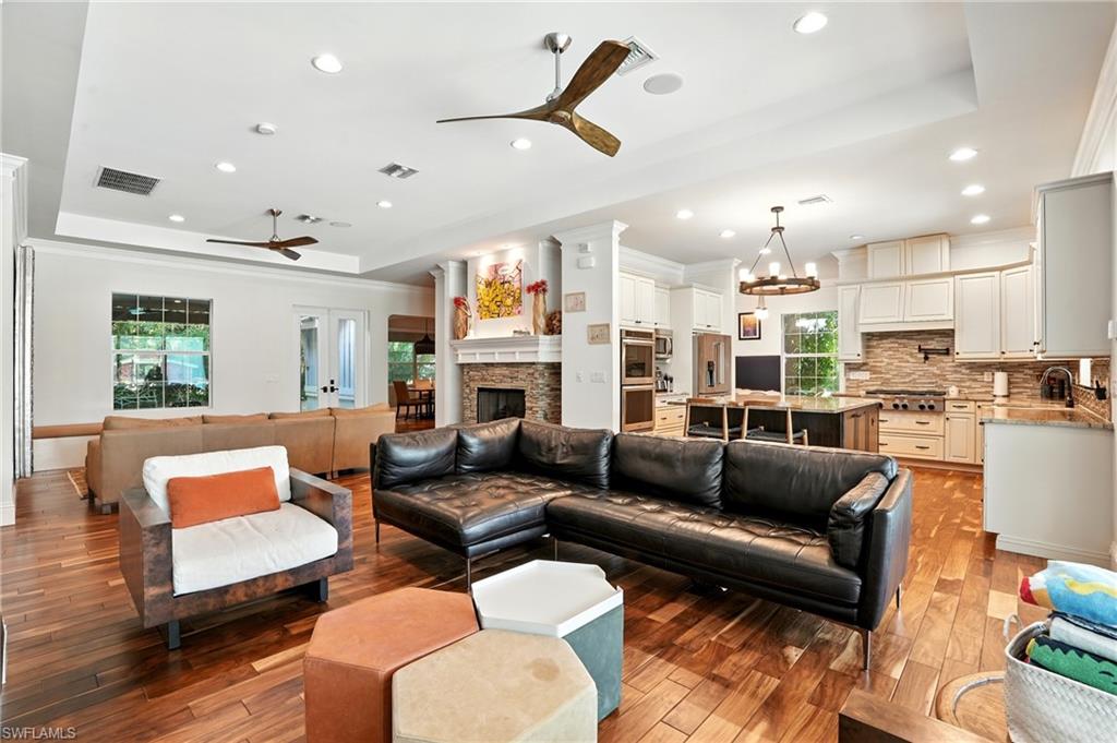 PINE RIDGE - Residential