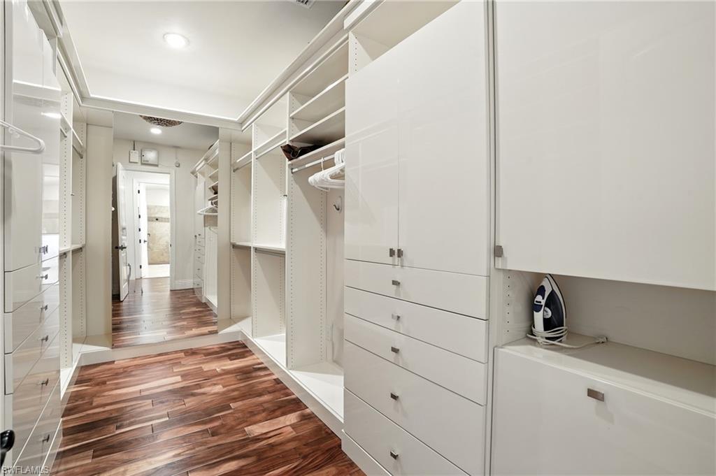 PINE RIDGE - Residential