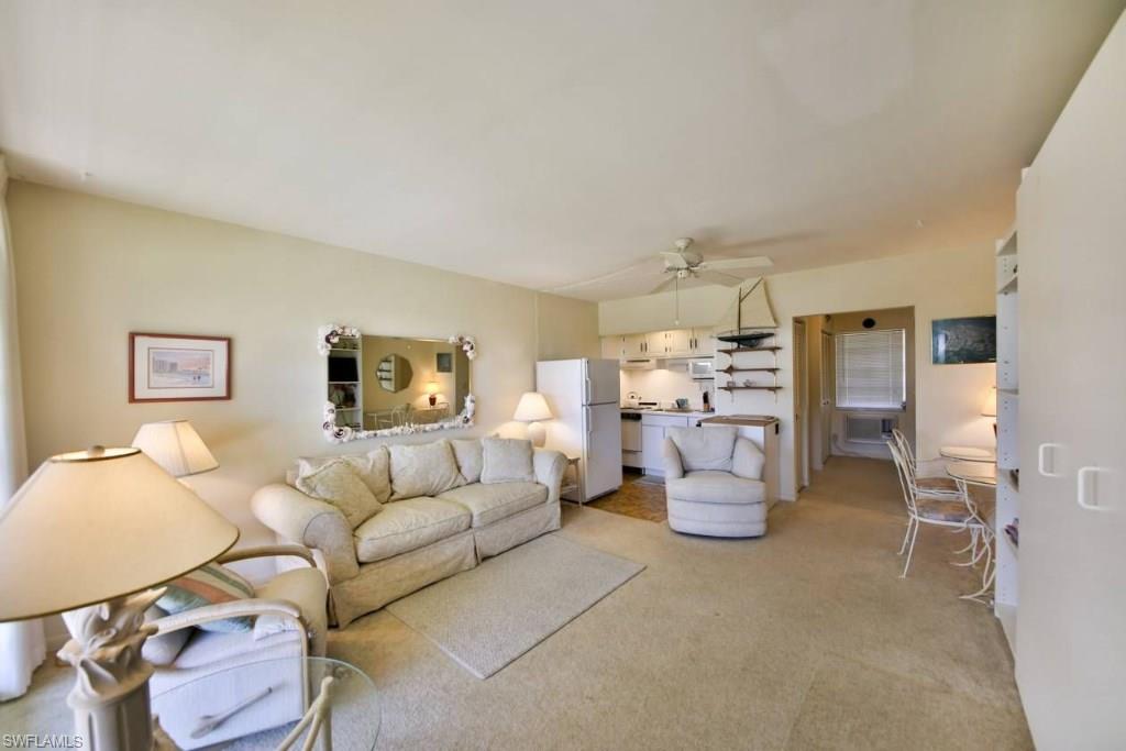 SEABREEZE APTS - Residential