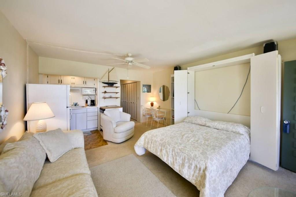 SEABREEZE APTS - Residential