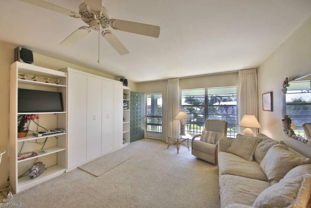 SEABREEZE APTS - Residential