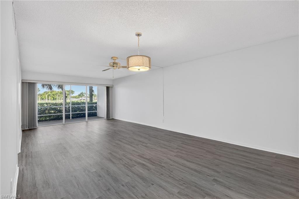 FAIRWAY TOWERS - Residential