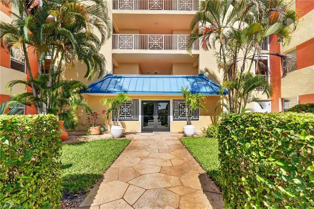 Photo of 200 Pebble Beach BLVD #D103, NAPLES, FL 34113 (MLS # 226015770)