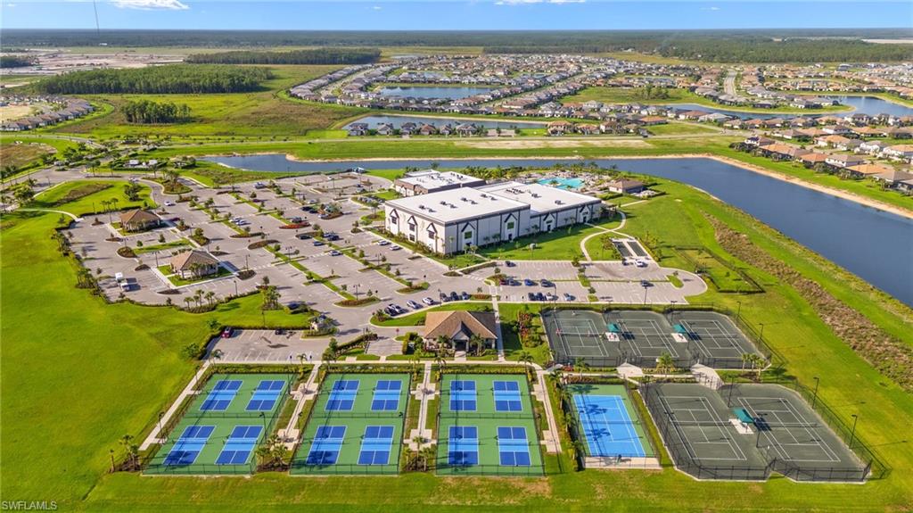 VERDANA VILLAGE - Residential