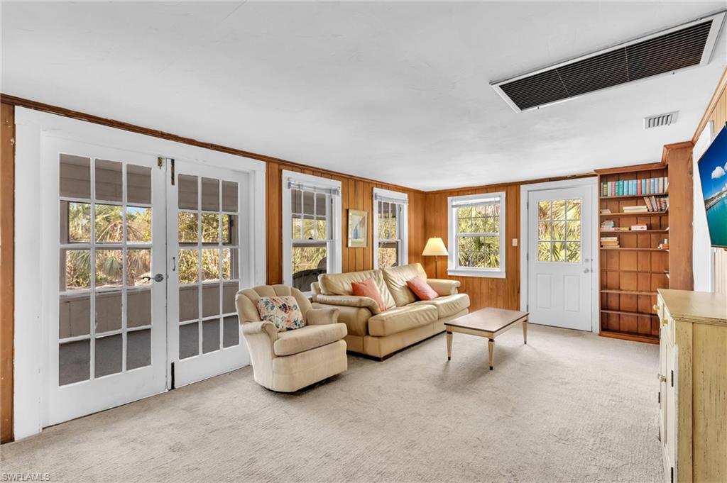 MCPHIE PARK - Residential