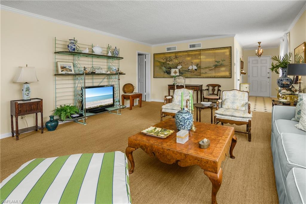 CLOISTERS OF NAPLES - Residential