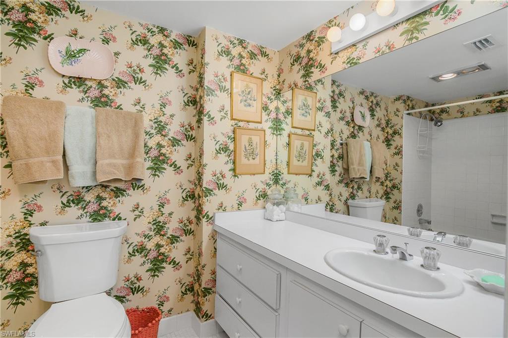 CLOISTERS OF NAPLES - Residential