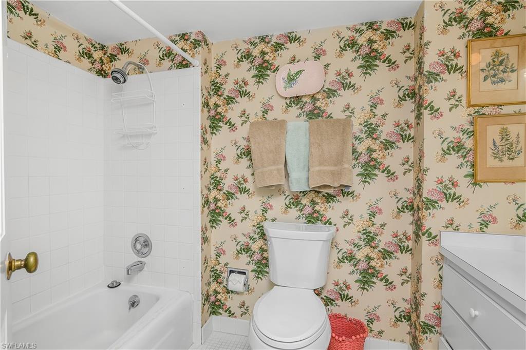 CLOISTERS OF NAPLES - Residential