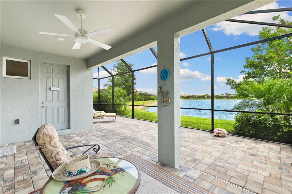 HALFMOON POINT - Residential