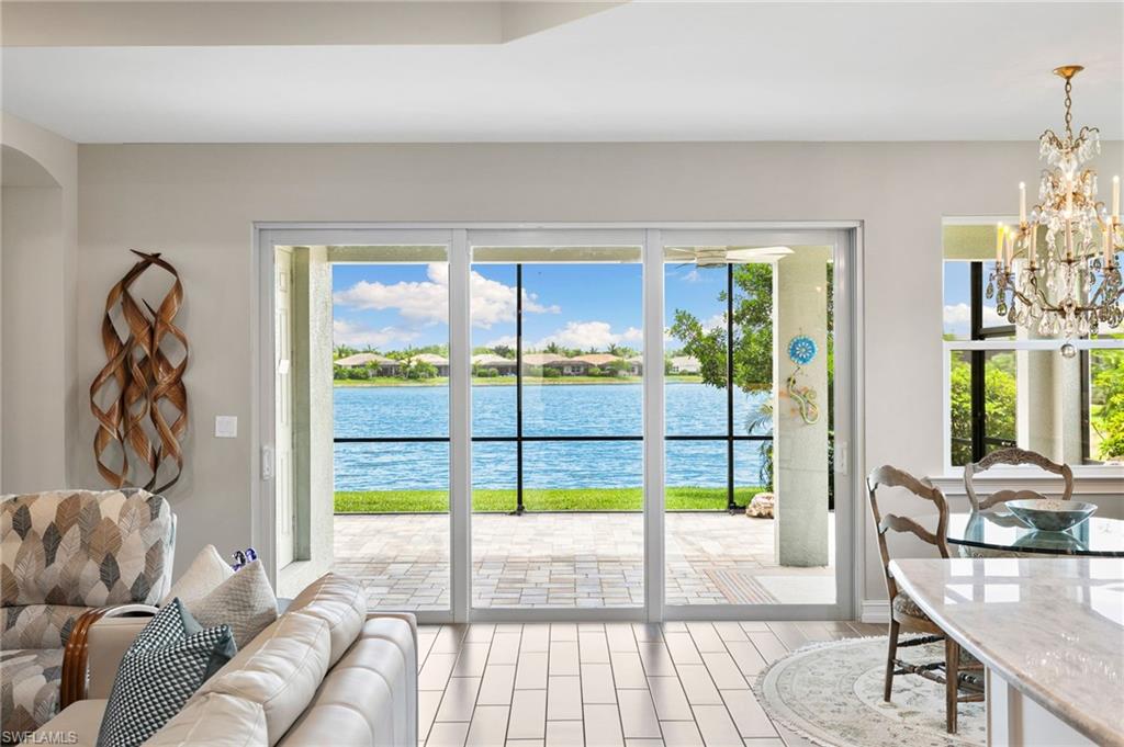 HALFMOON POINT - Residential