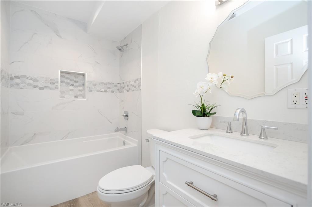 LAKE PARK - Residential