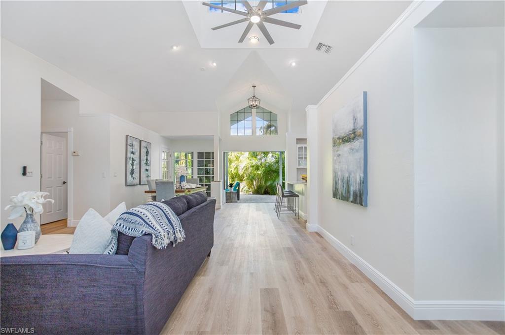 LAKE PARK - Residential