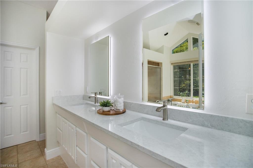 LAKE PARK - Residential