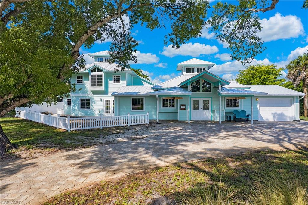 LAKE PARK - Residential