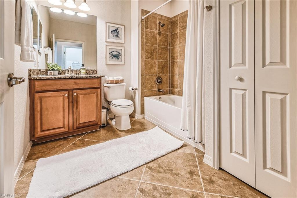 DI NAPOLI - Residential Lease