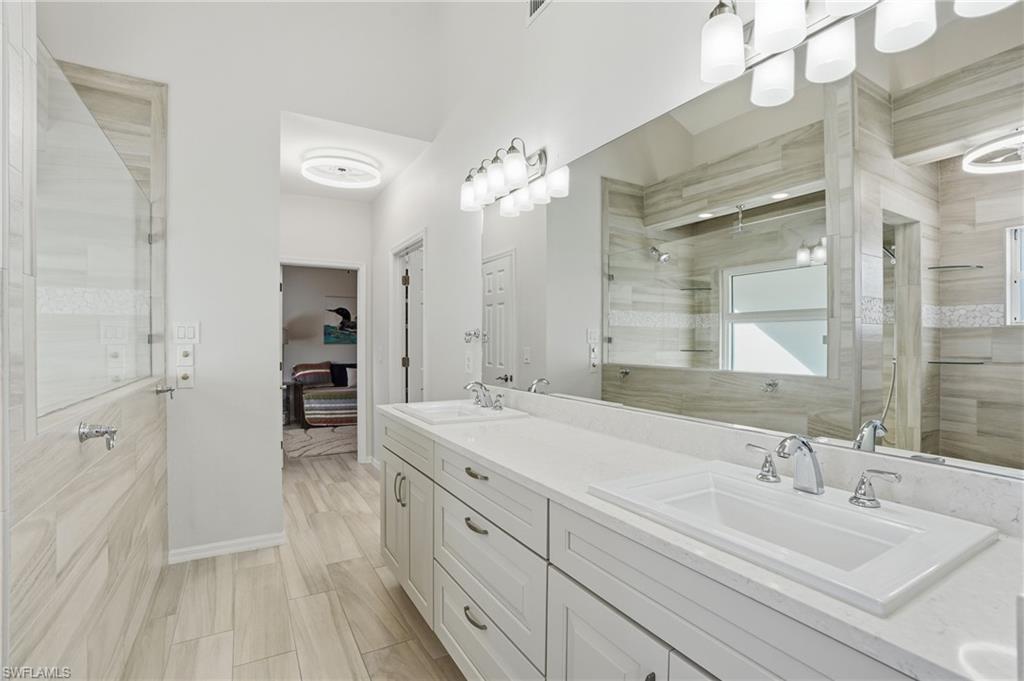 AQUA COVE - Residential