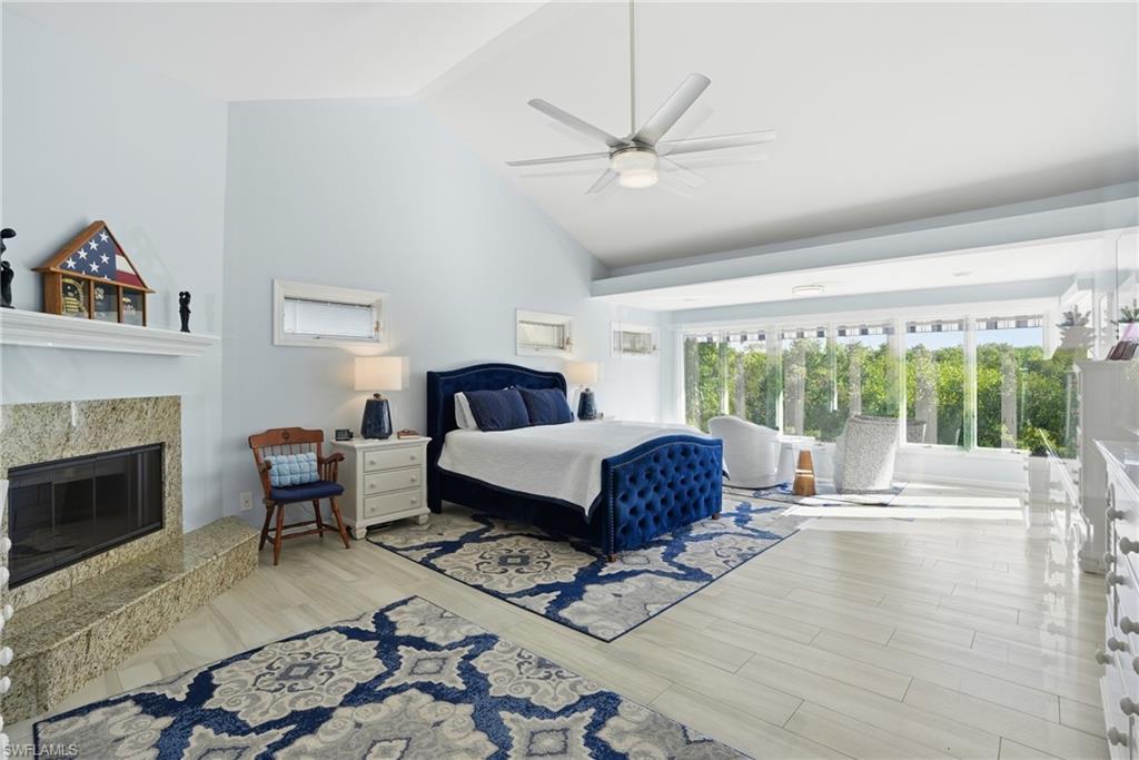 AQUA COVE - Residential