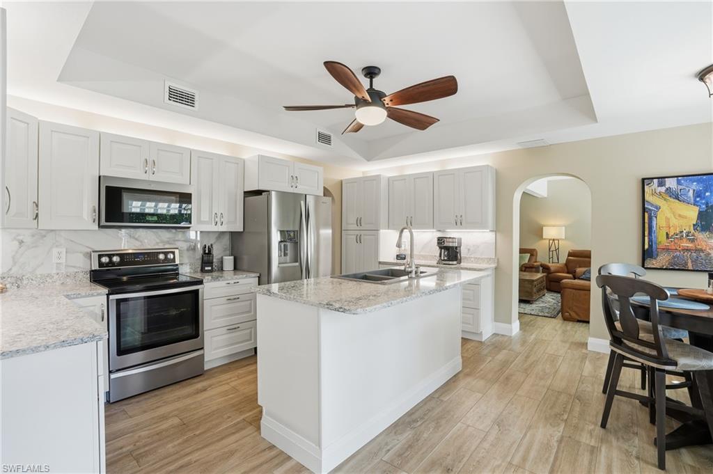 AQUA COVE - Residential