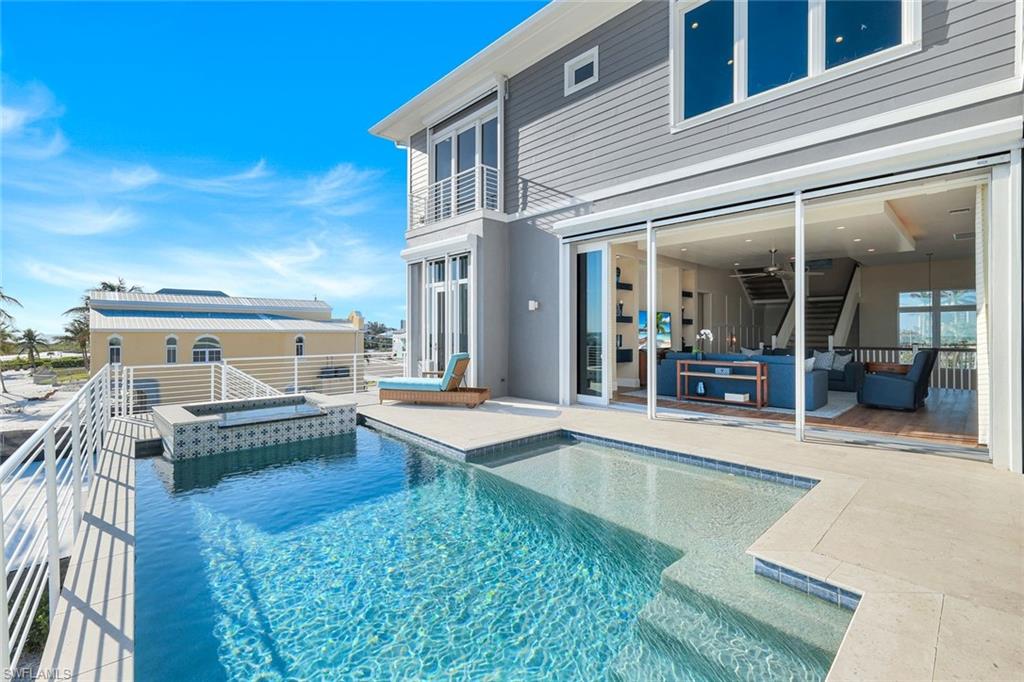 GRAND OLE MAN - Residential