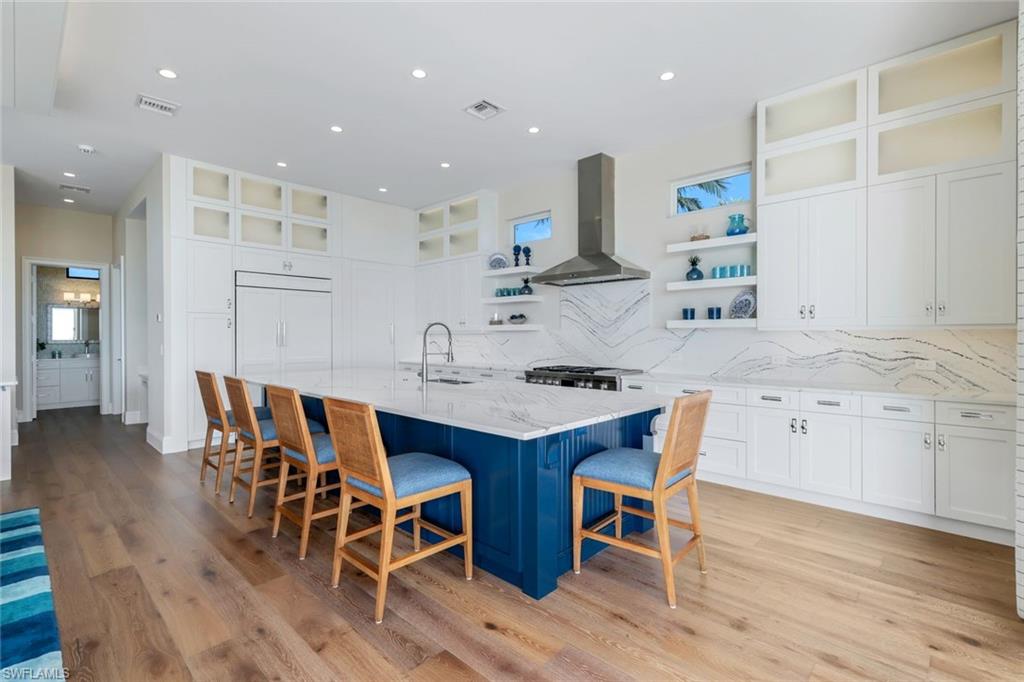 GRAND OLE MAN - Residential