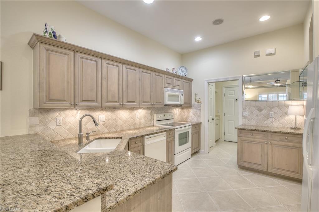 CAMBRIDGE PLACE - Residential