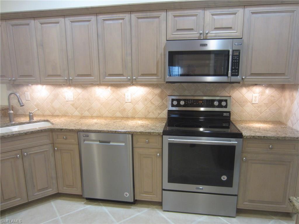 CAMBRIDGE PLACE - Residential