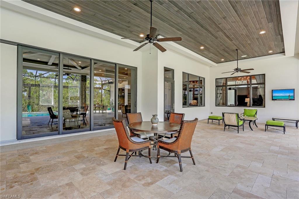 BAY WOODS - Residential