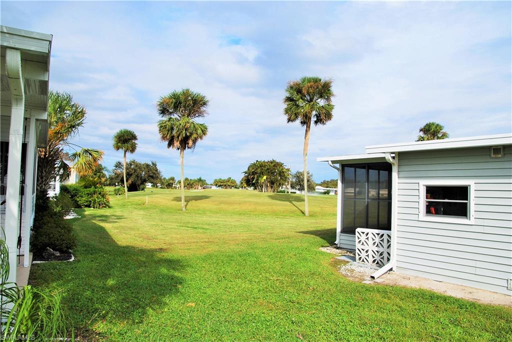 SIX LAKES COUNTRY CLUB - Land